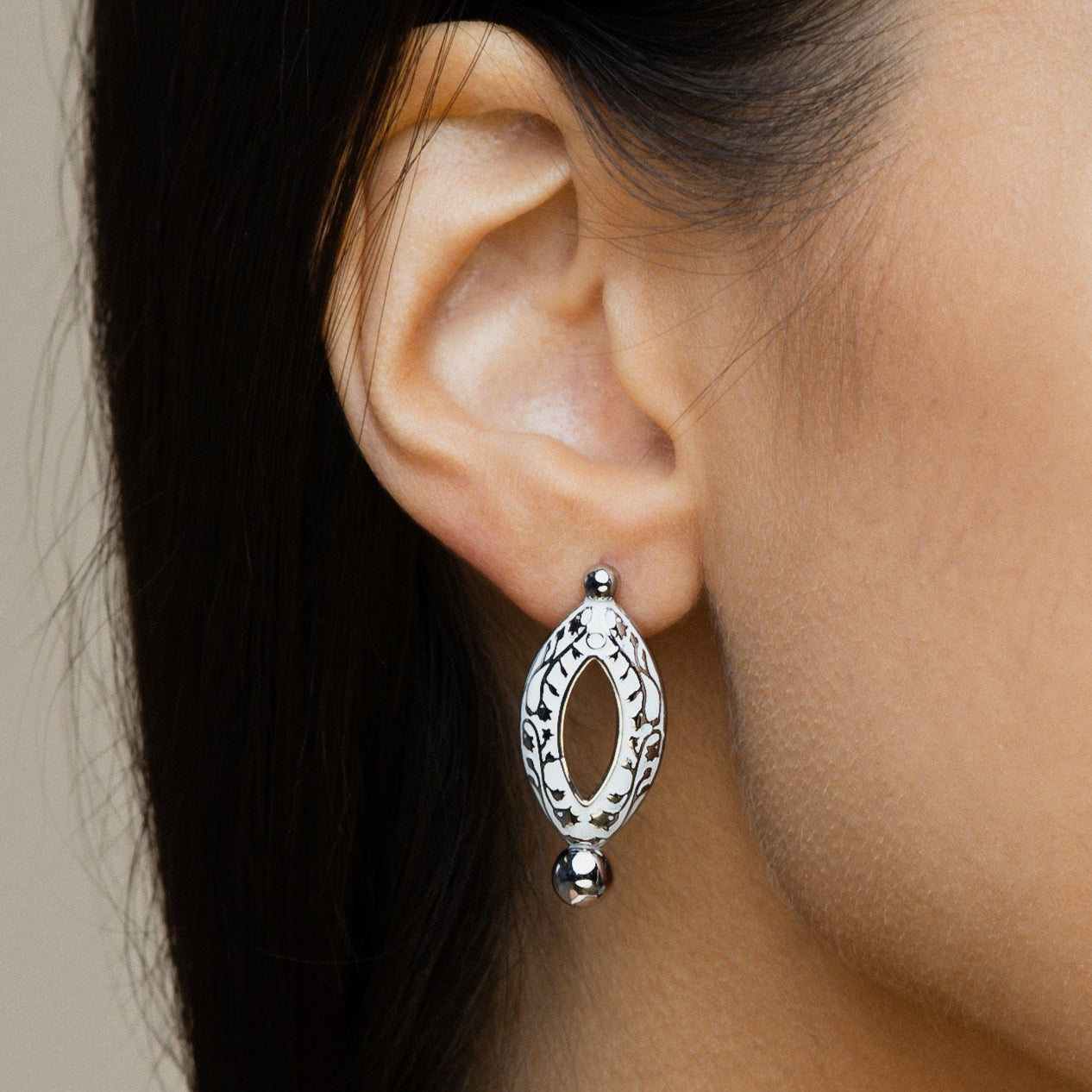 Meena Marquise Earrings - Ivory