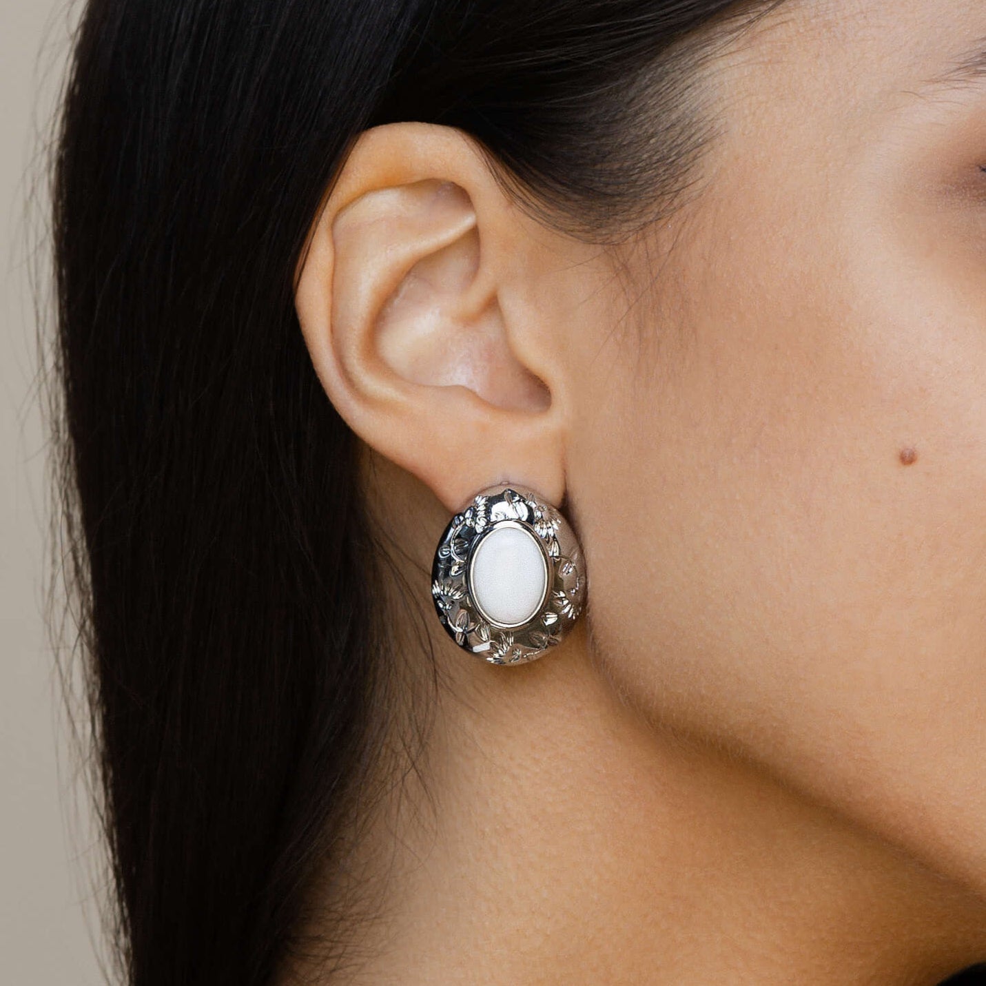 Rani Gem Earring - White Jade
